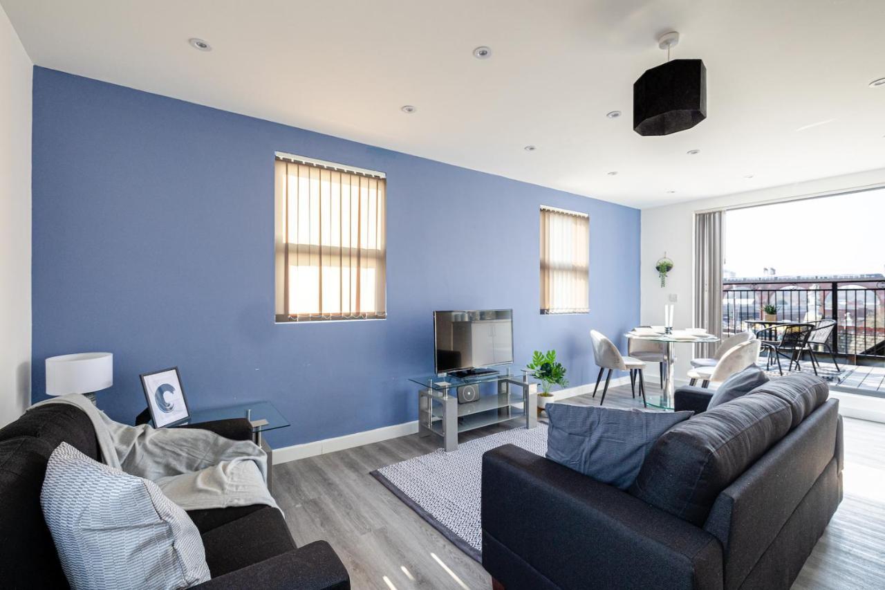 Top Floor Apartment With Private Balcony In Stockport Centre By Hass Haus Екстер'єр фото