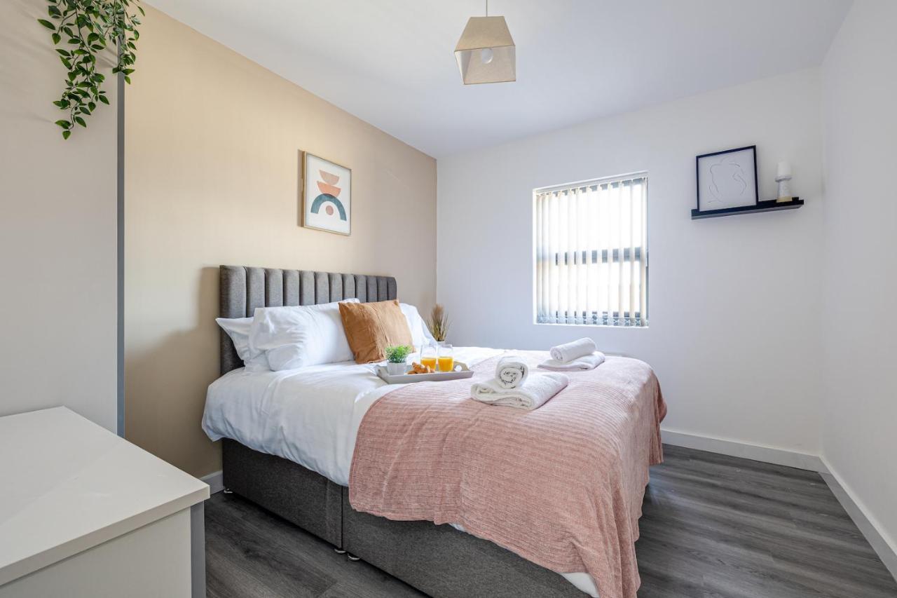 Top Floor Apartment With Private Balcony In Stockport Centre By Hass Haus Екстер'єр фото