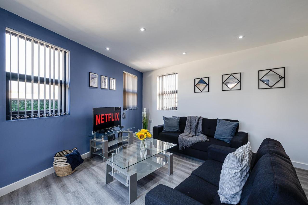 Top Floor Apartment With Private Balcony In Stockport Centre By Hass Haus Екстер'єр фото
