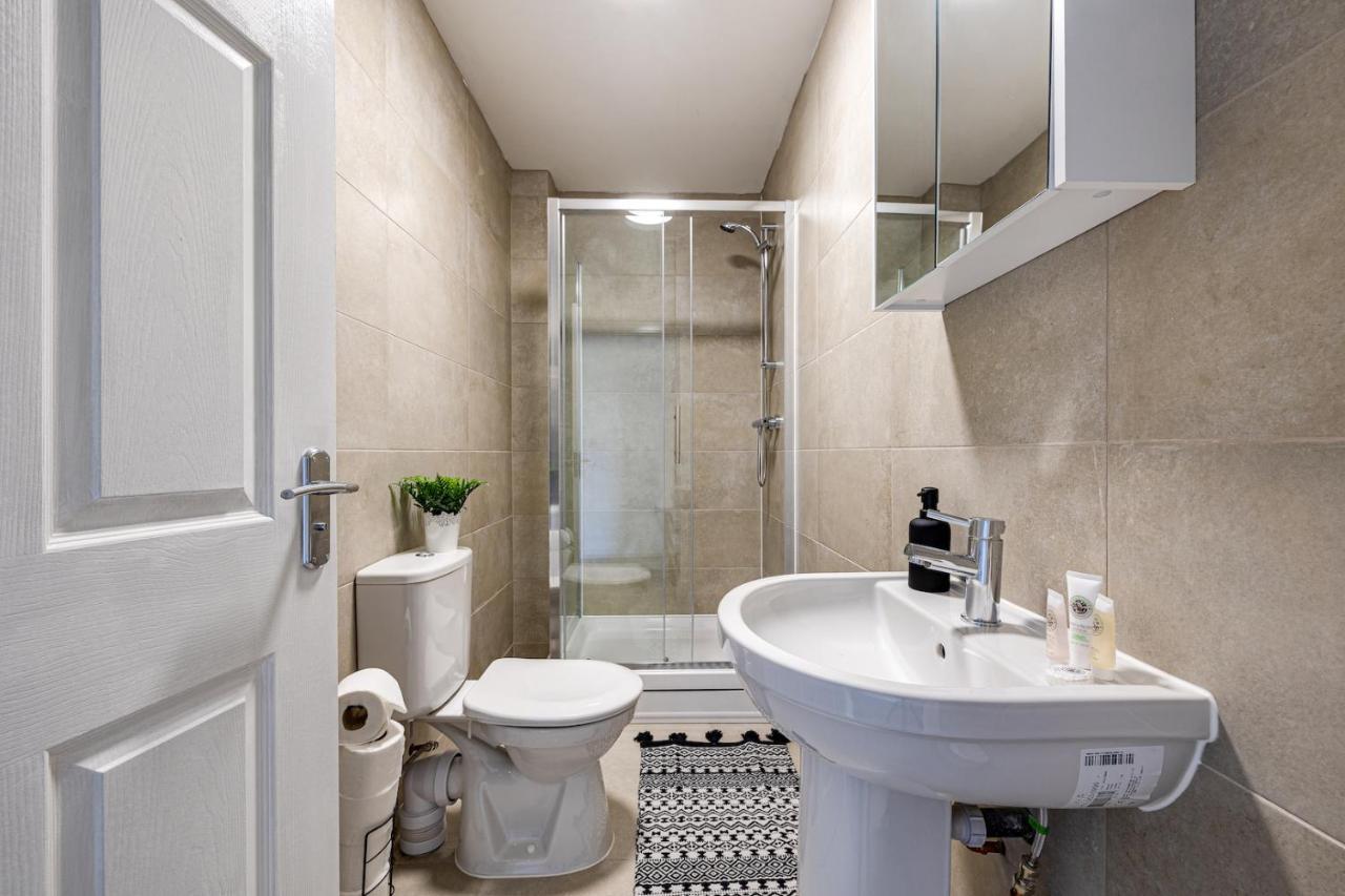 Top Floor Apartment With Private Balcony In Stockport Centre By Hass Haus Екстер'єр фото