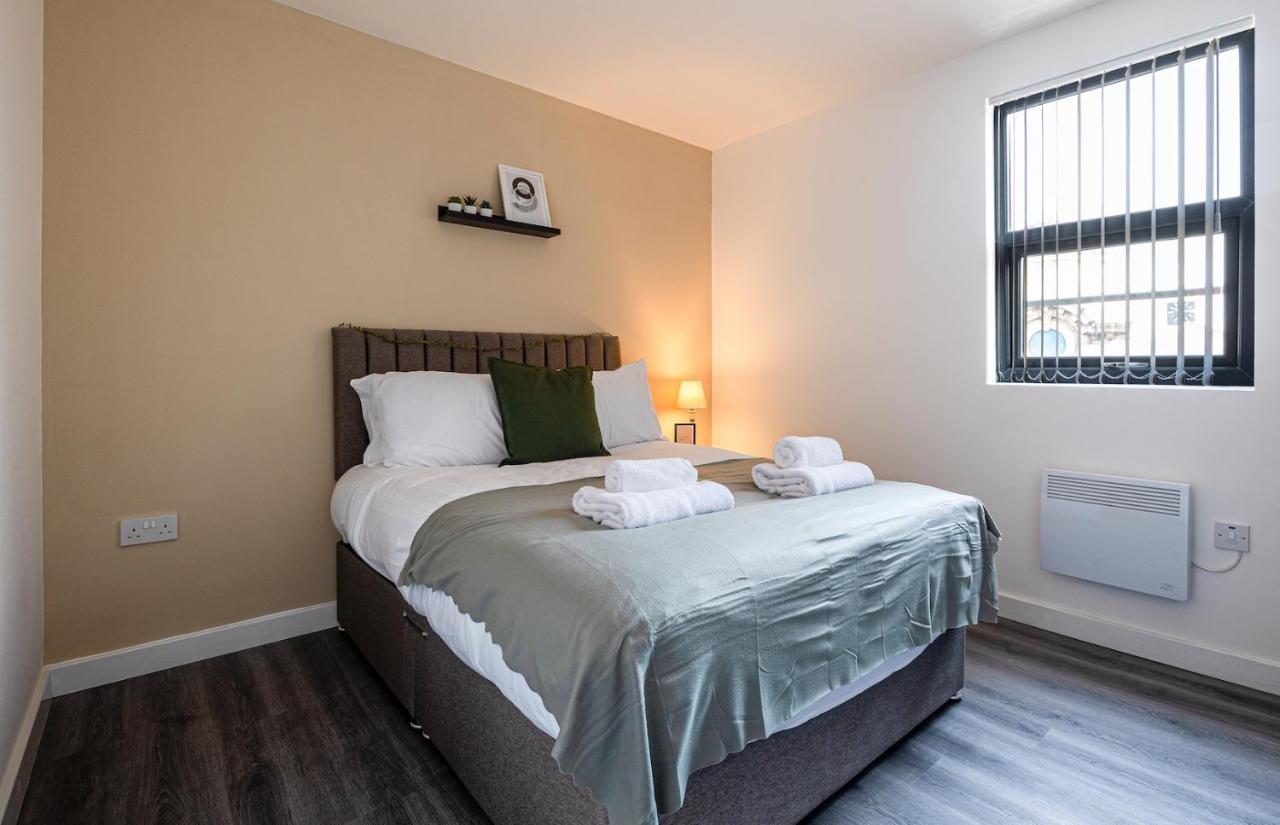 Top Floor Apartment With Private Balcony In Stockport Centre By Hass Haus Екстер'єр фото